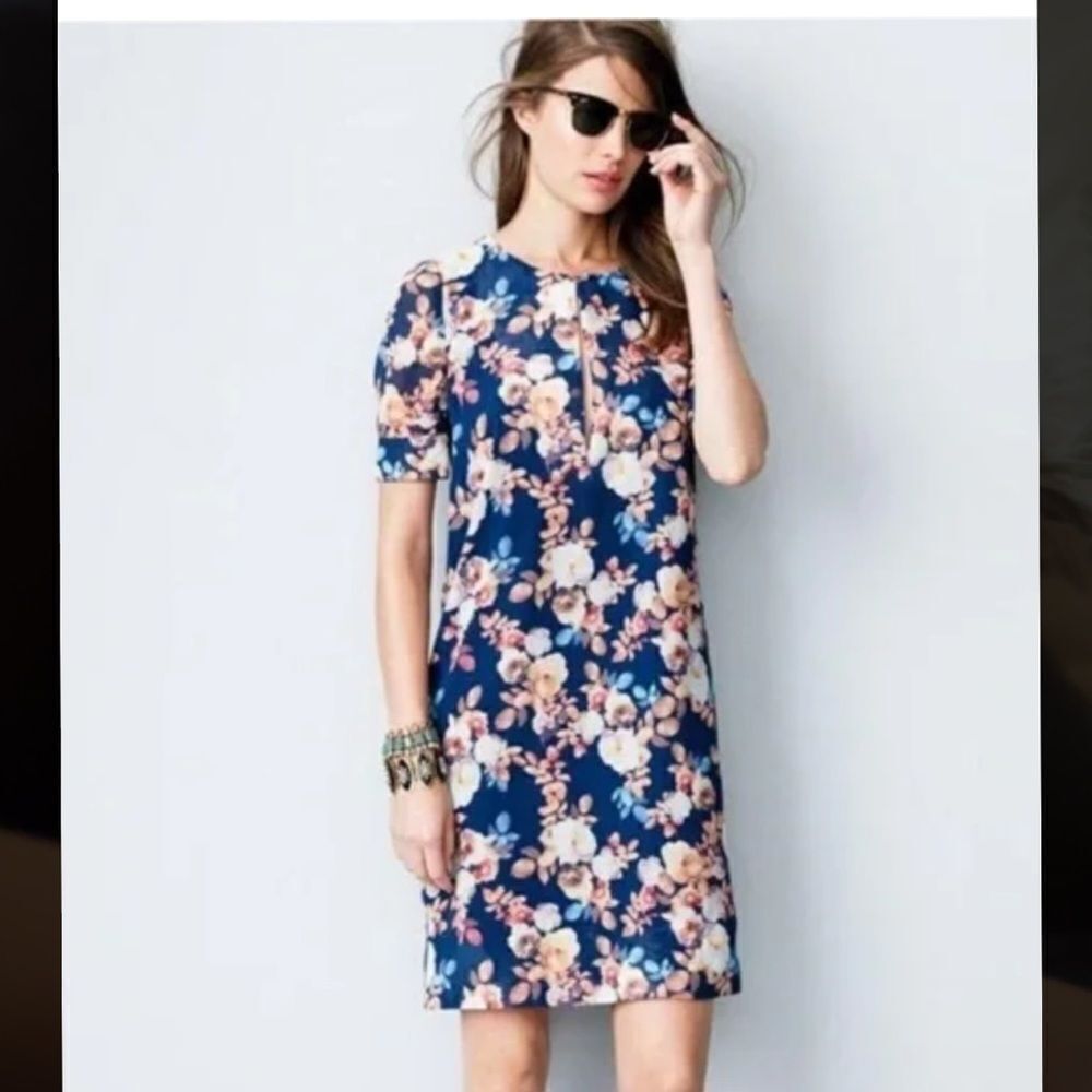 DRESS - J. CREW 100% Silk Floral Navy Dress w/ Button Accents Size 4